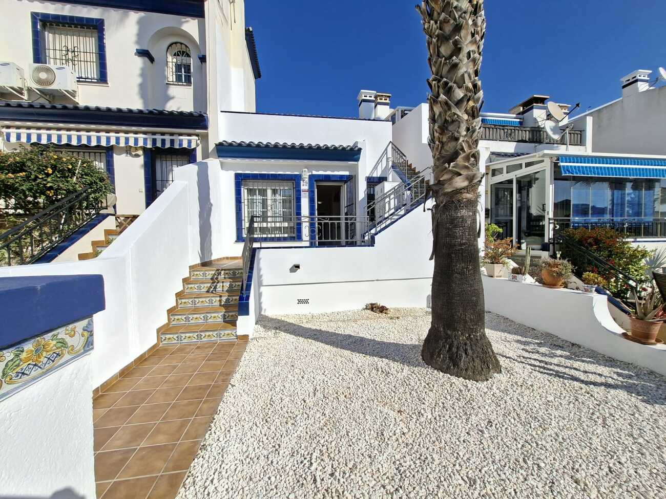 Bungalow for sale in Villamartin, Alicante, Spain