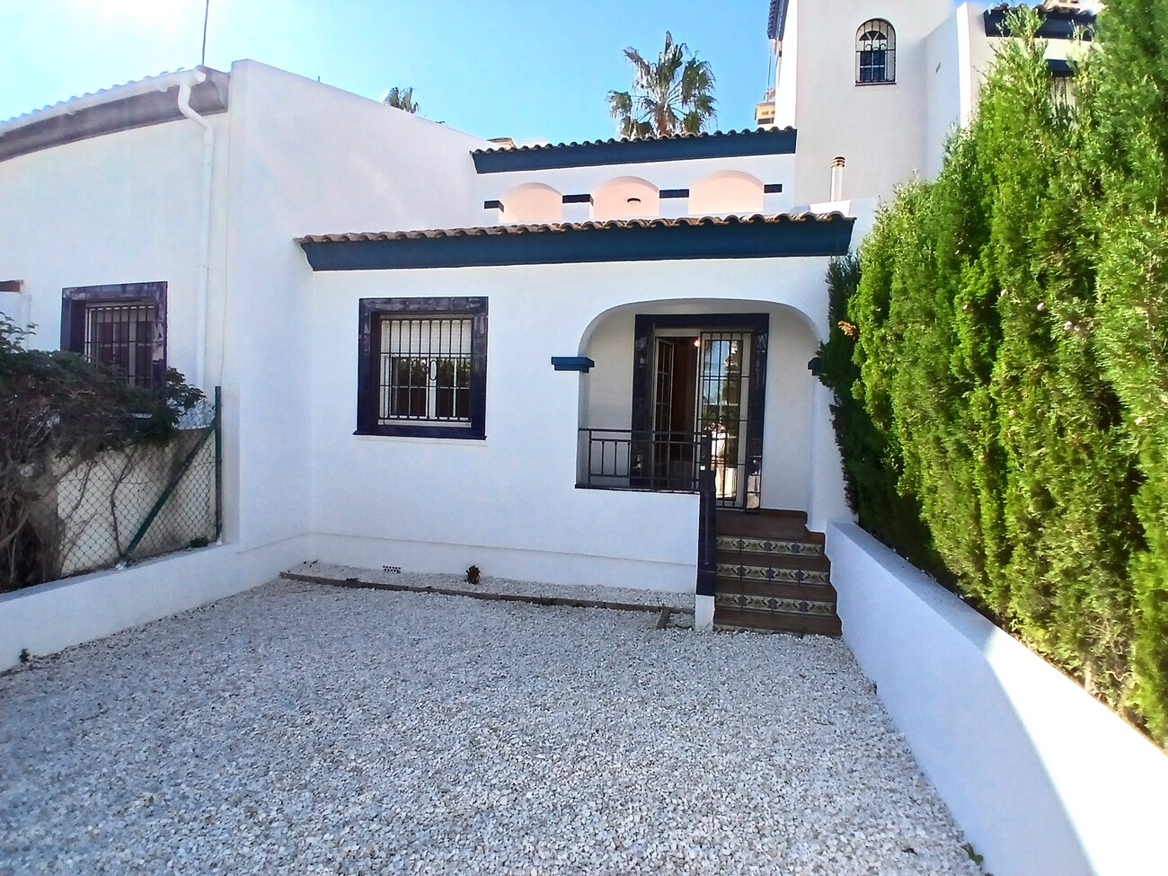 Bungalow for sale in Villamartin, Alicante, Spain