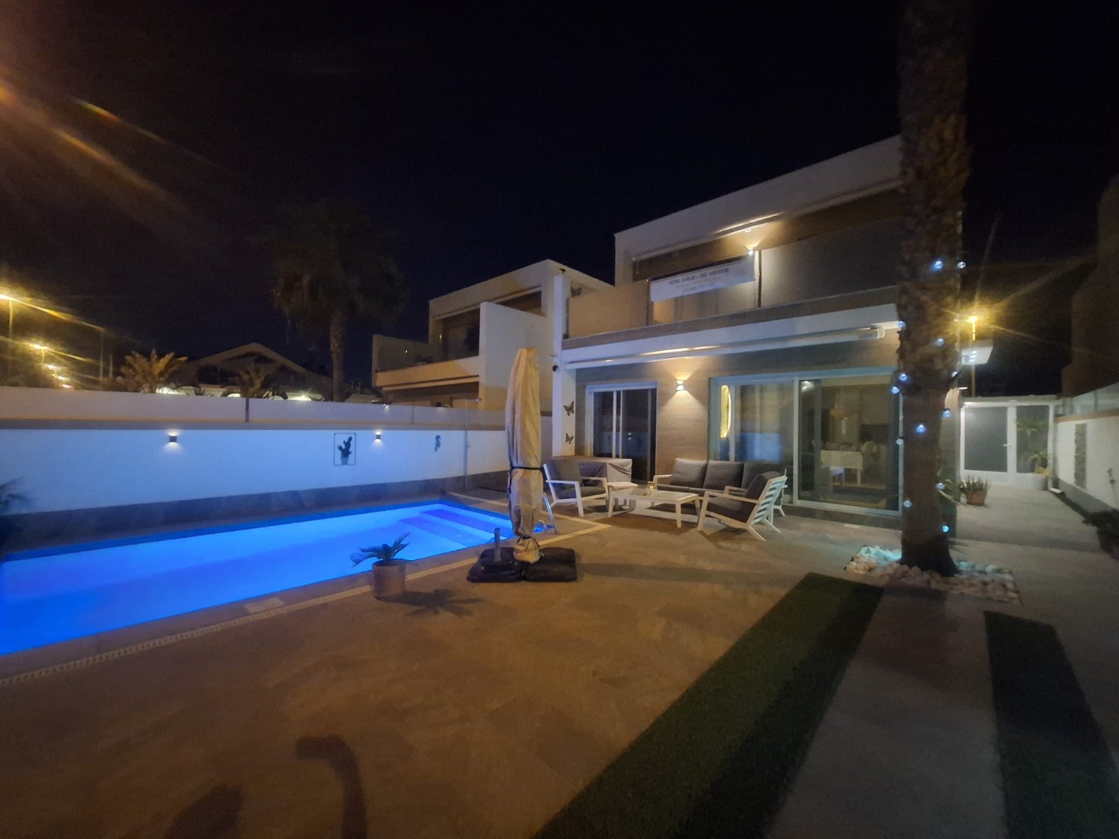 Villa en venta en Pilar De La Horadada