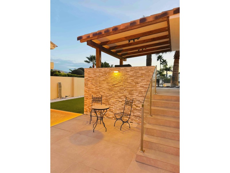 Villa en venta en Alfas Del Pi