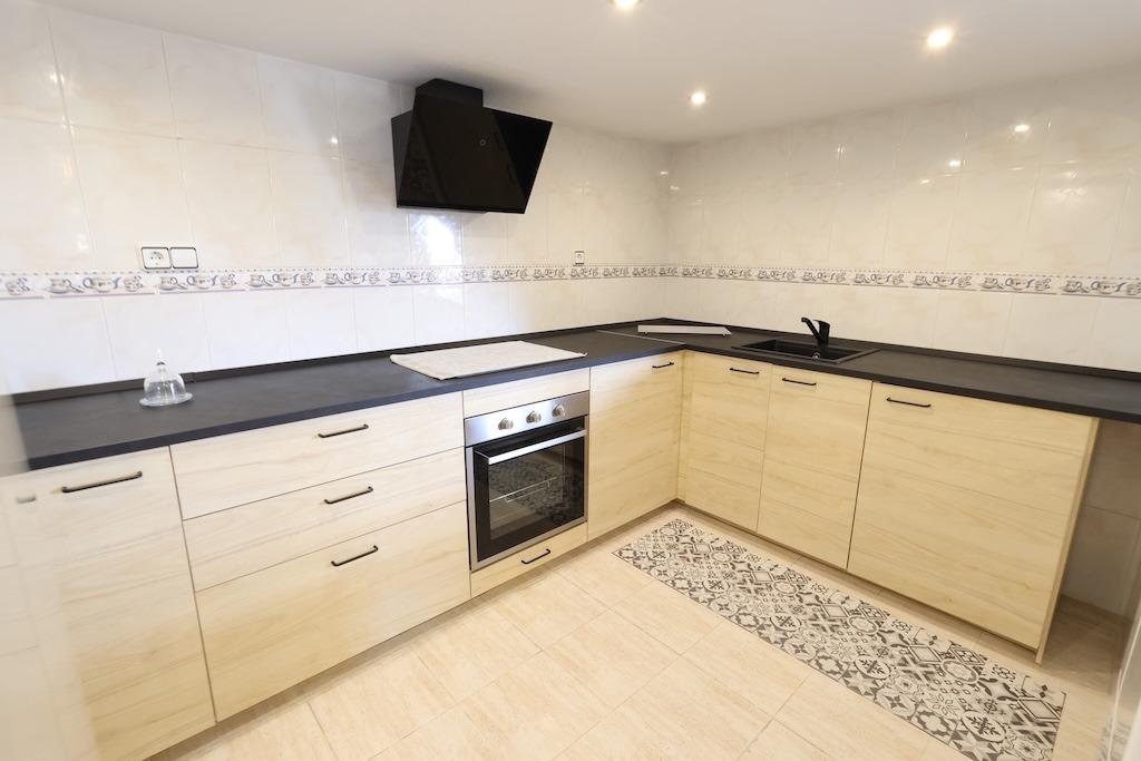 Villa en venta en San Miguel De Salinas