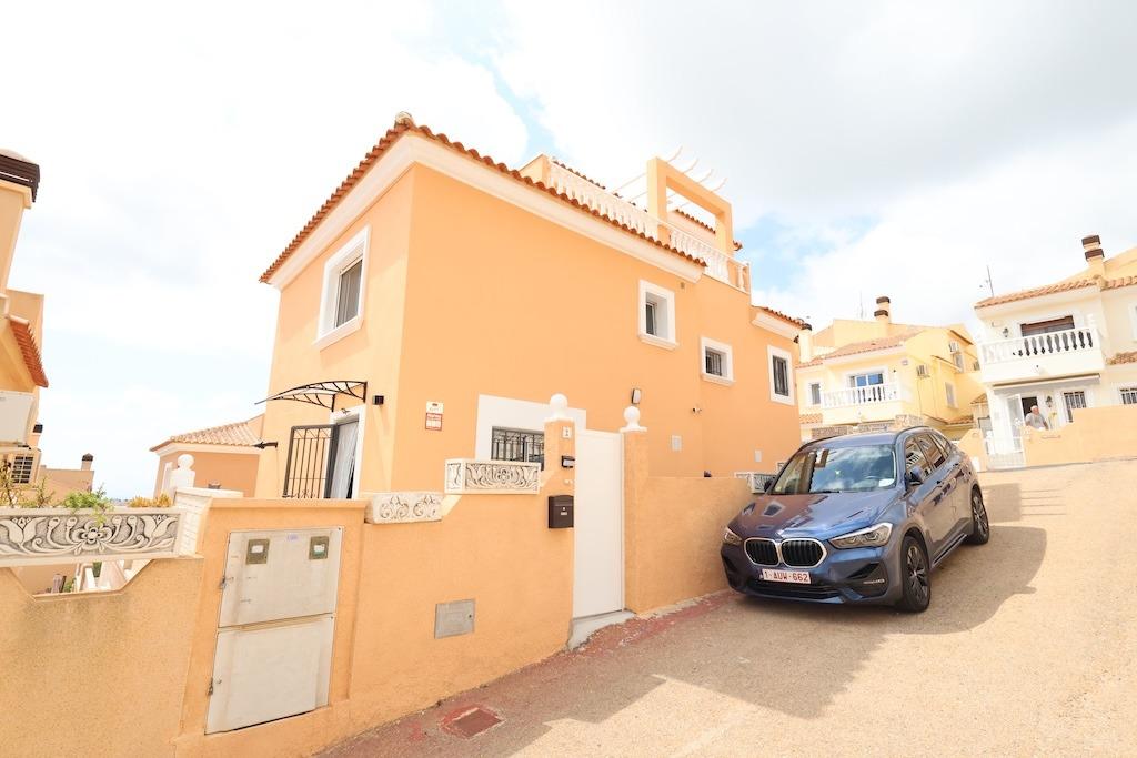 Villa en venta en San Miguel De Salinas