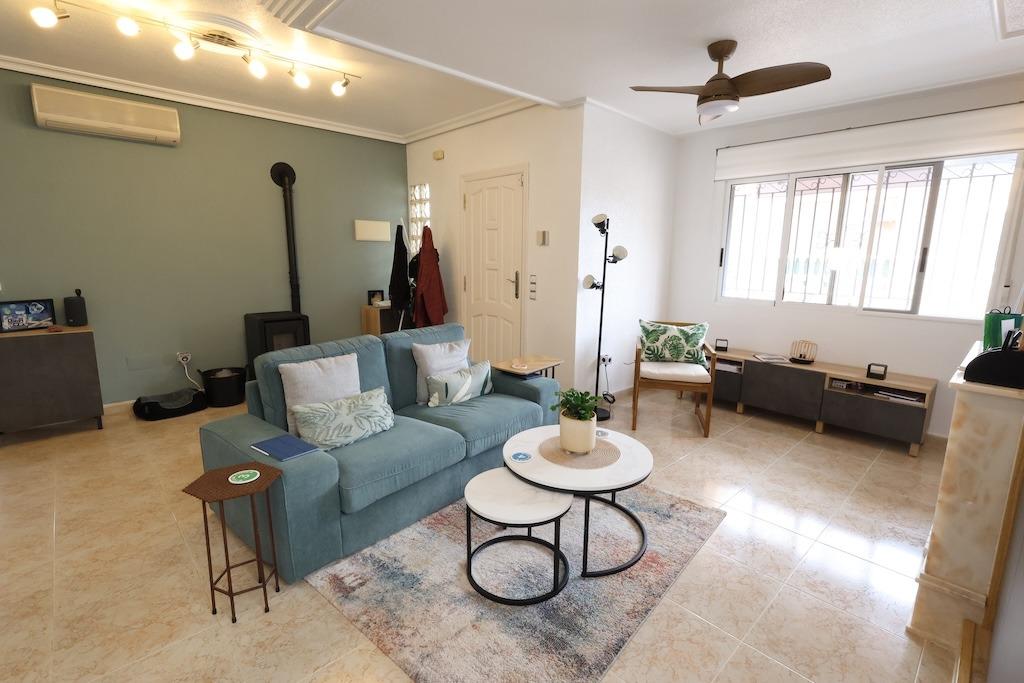 Villa en venta en San Miguel De Salinas