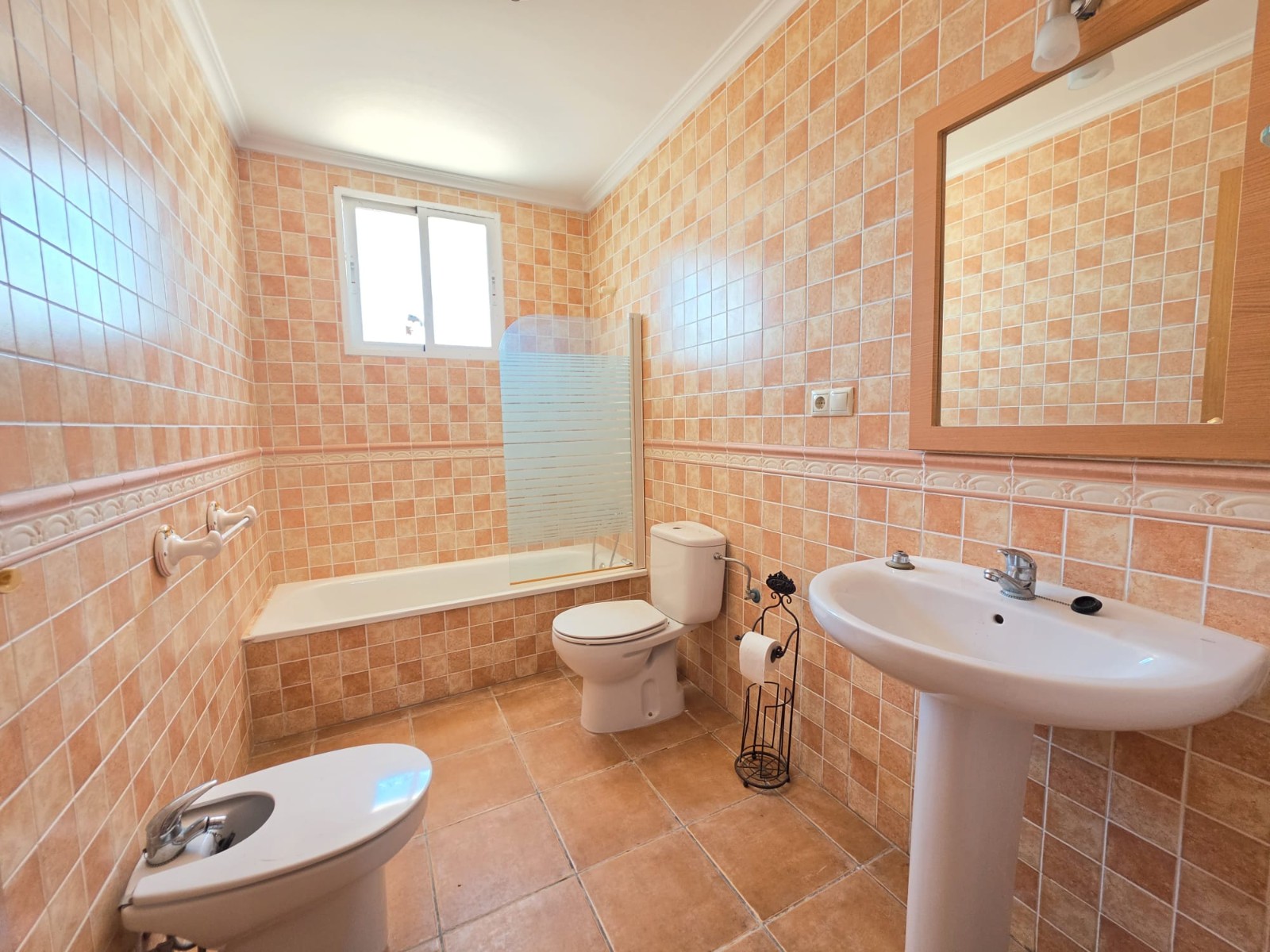 Villa for sale in Monóvarmonóver, Alicante, Spain