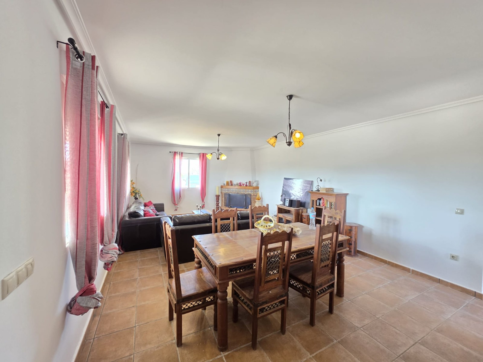 Villa for sale in Monóvarmonóver, Alicante, Spain