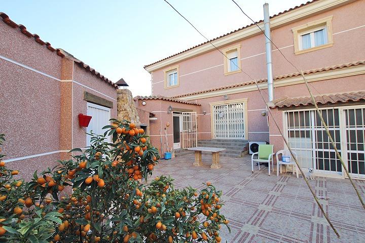 Villa for sale in Formentera Del Segura, Alicante, Spain