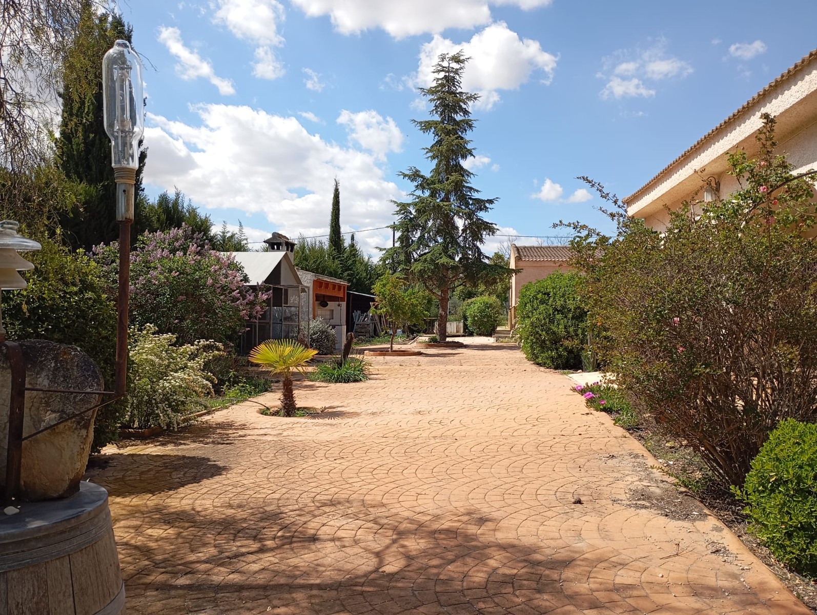 Villa en venta en Yecla