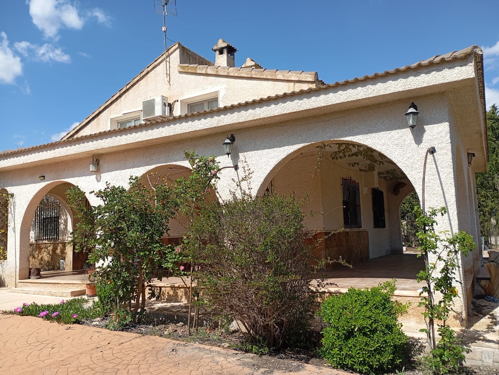 Villa en venta en Yecla