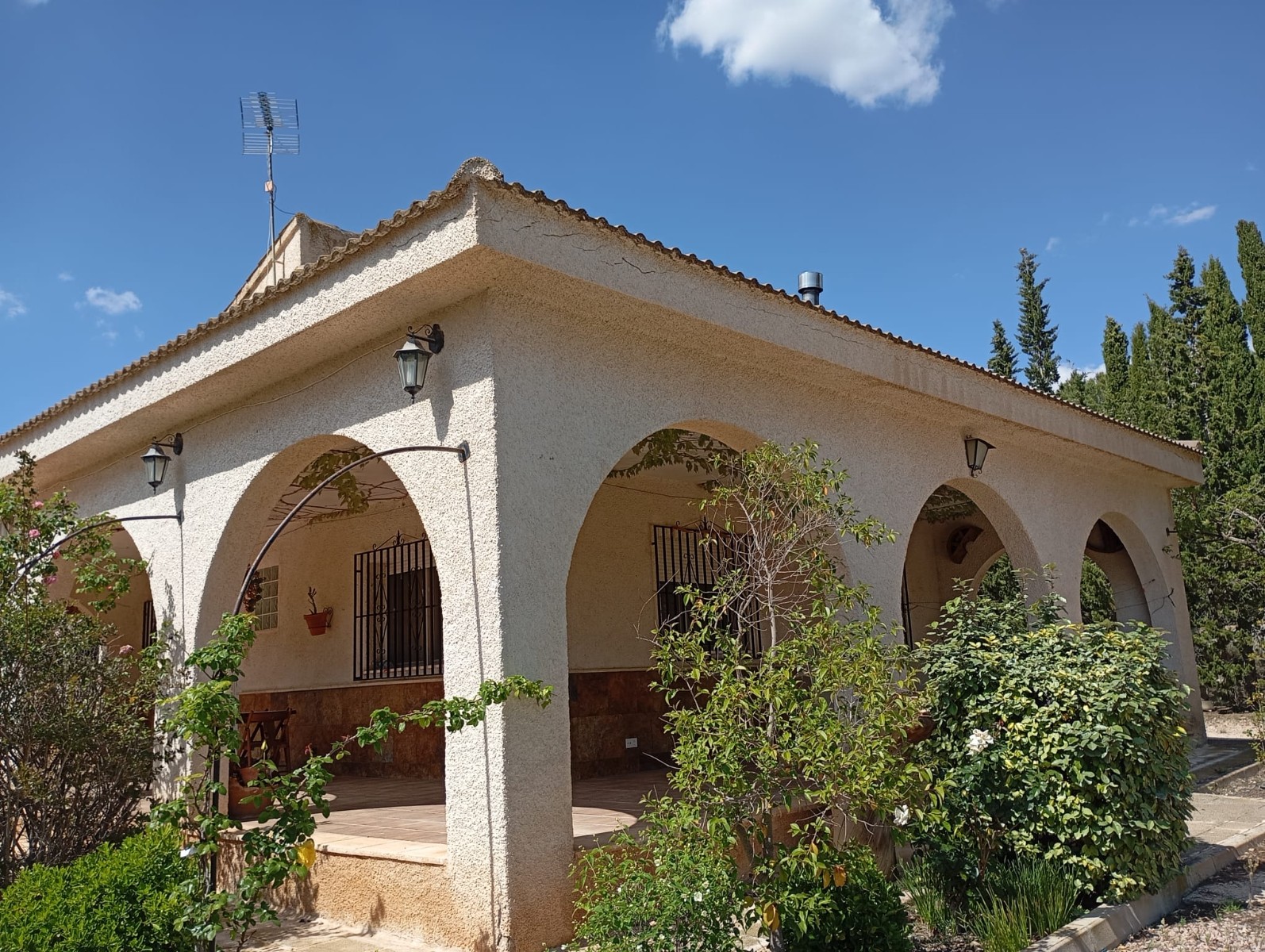 Villa en venta en Yecla