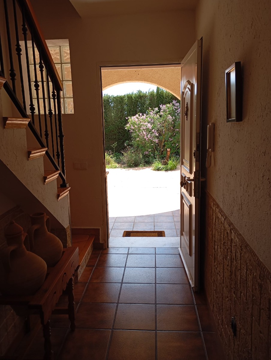 Villa en venta en Yecla
