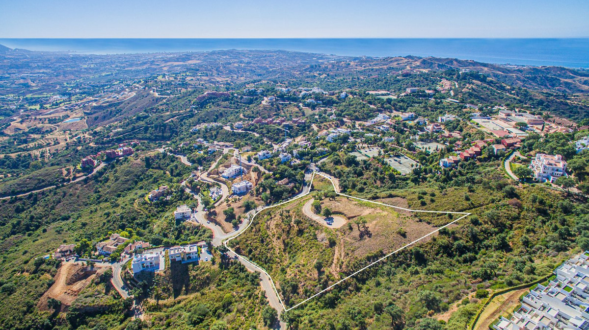 Finca for sale in La Mairena, Málaga, Spain
