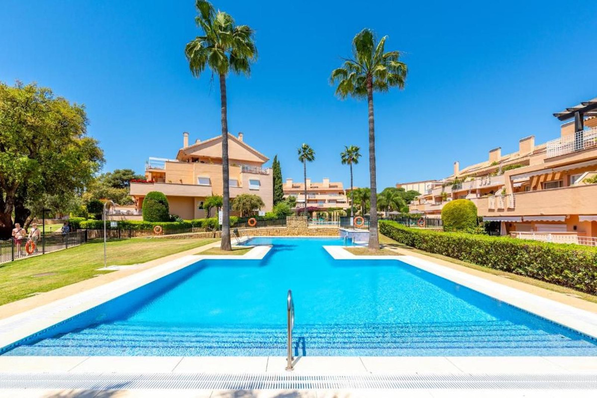 Apartment for sale in Elviria, Málaga, Spain