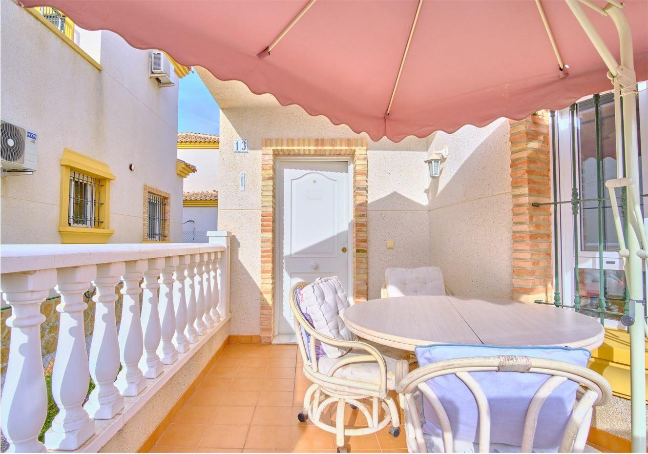 Villa en venta en Los Montesinos