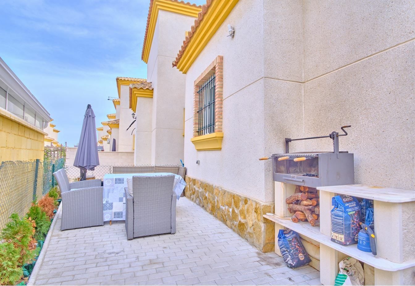 Villa en venta en Los Montesinos