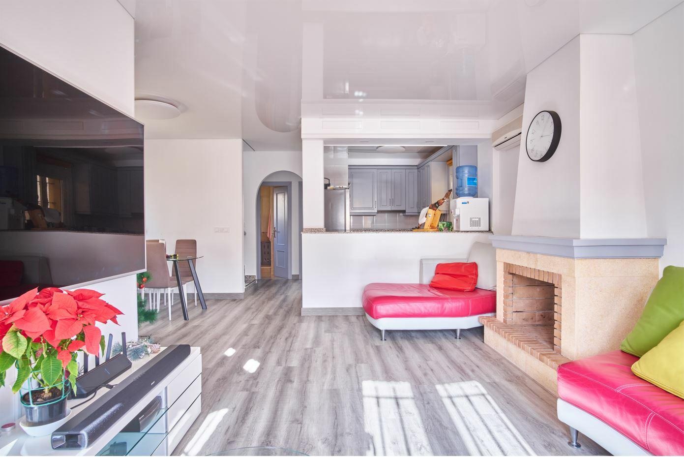 Villa en venta en Los Montesinos