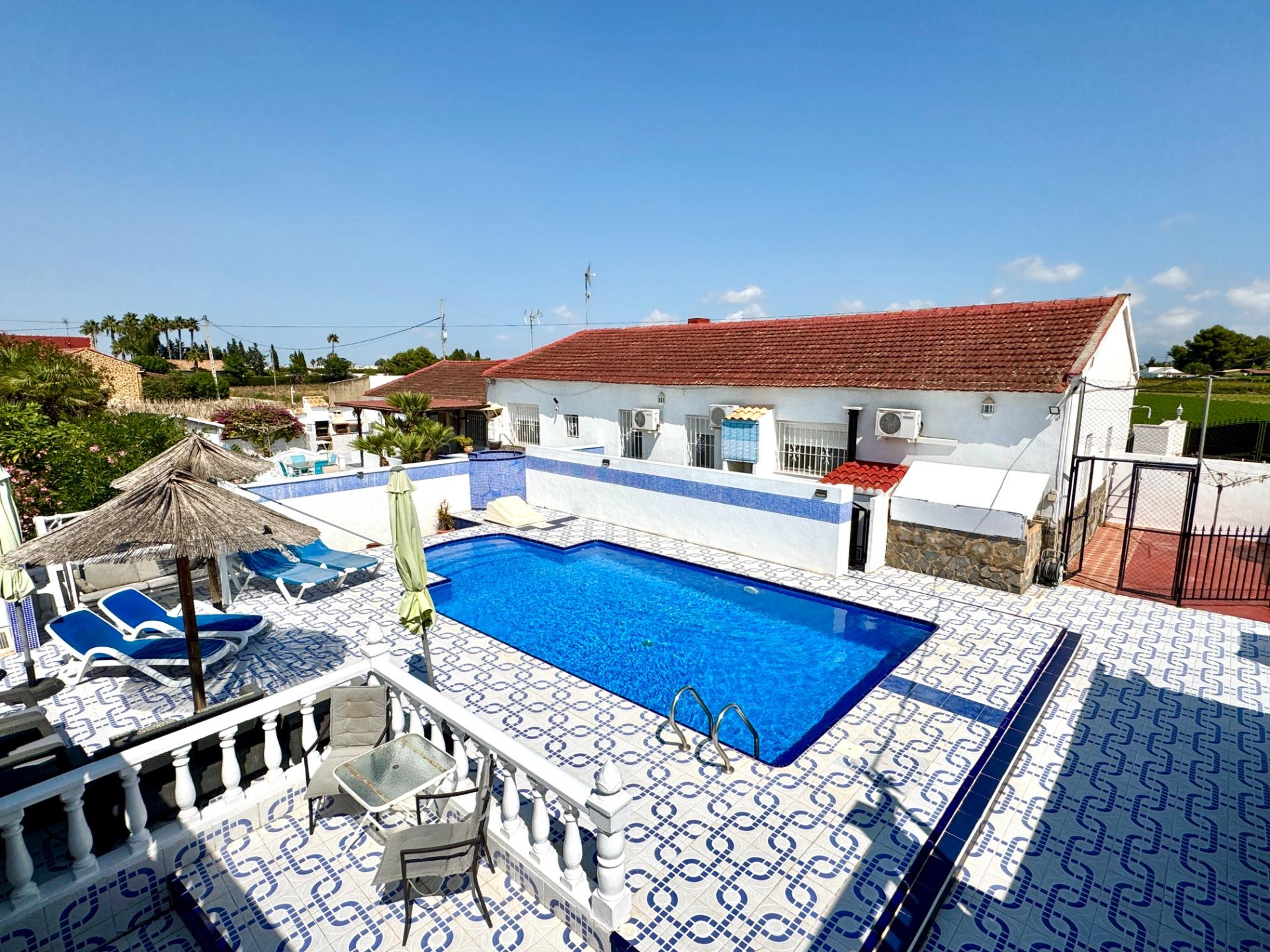 Villa for sale in Dolores, Alicante, Spain