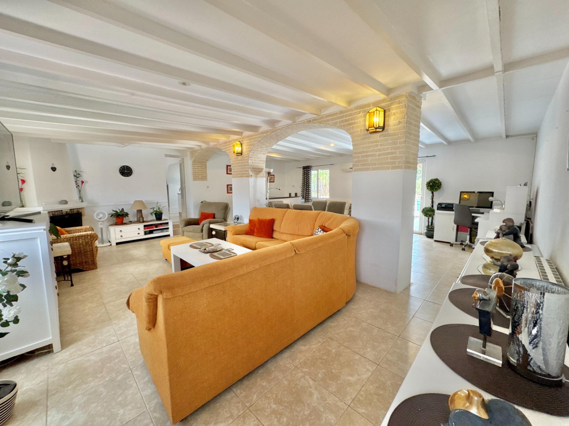 Villa for sale in Dolores, Alicante, Spain