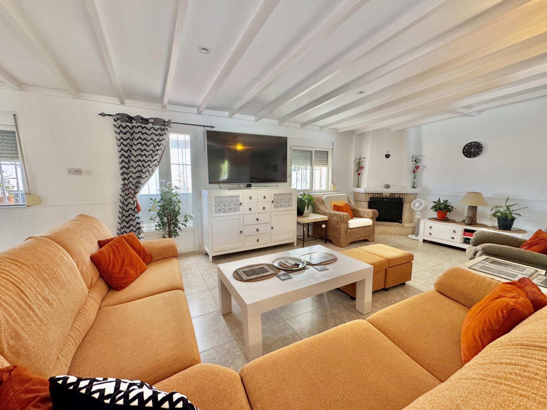 Villa for sale in Dolores, Alicante, Spain