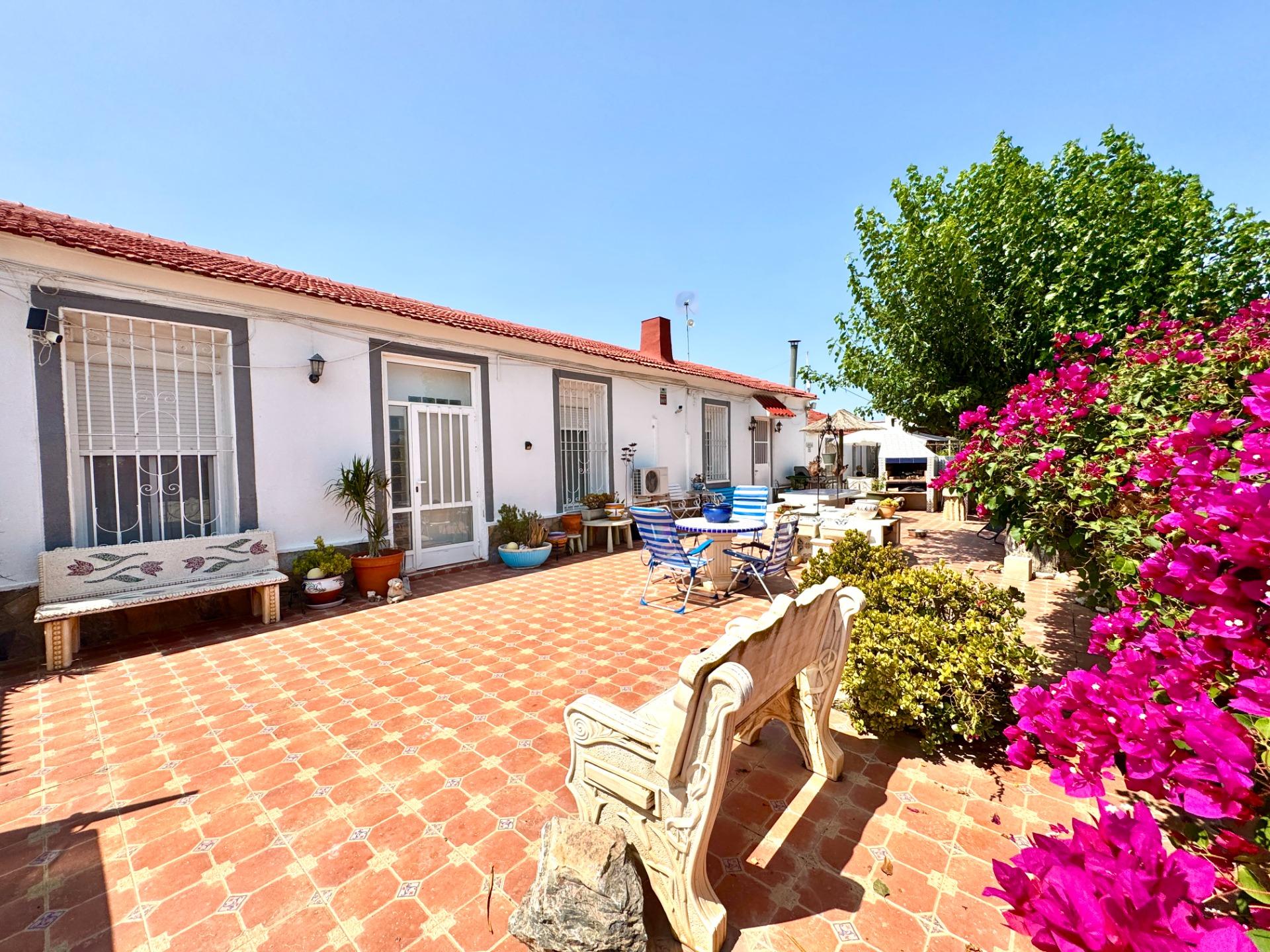 Villa for sale in Dolores, Alicante, Spain