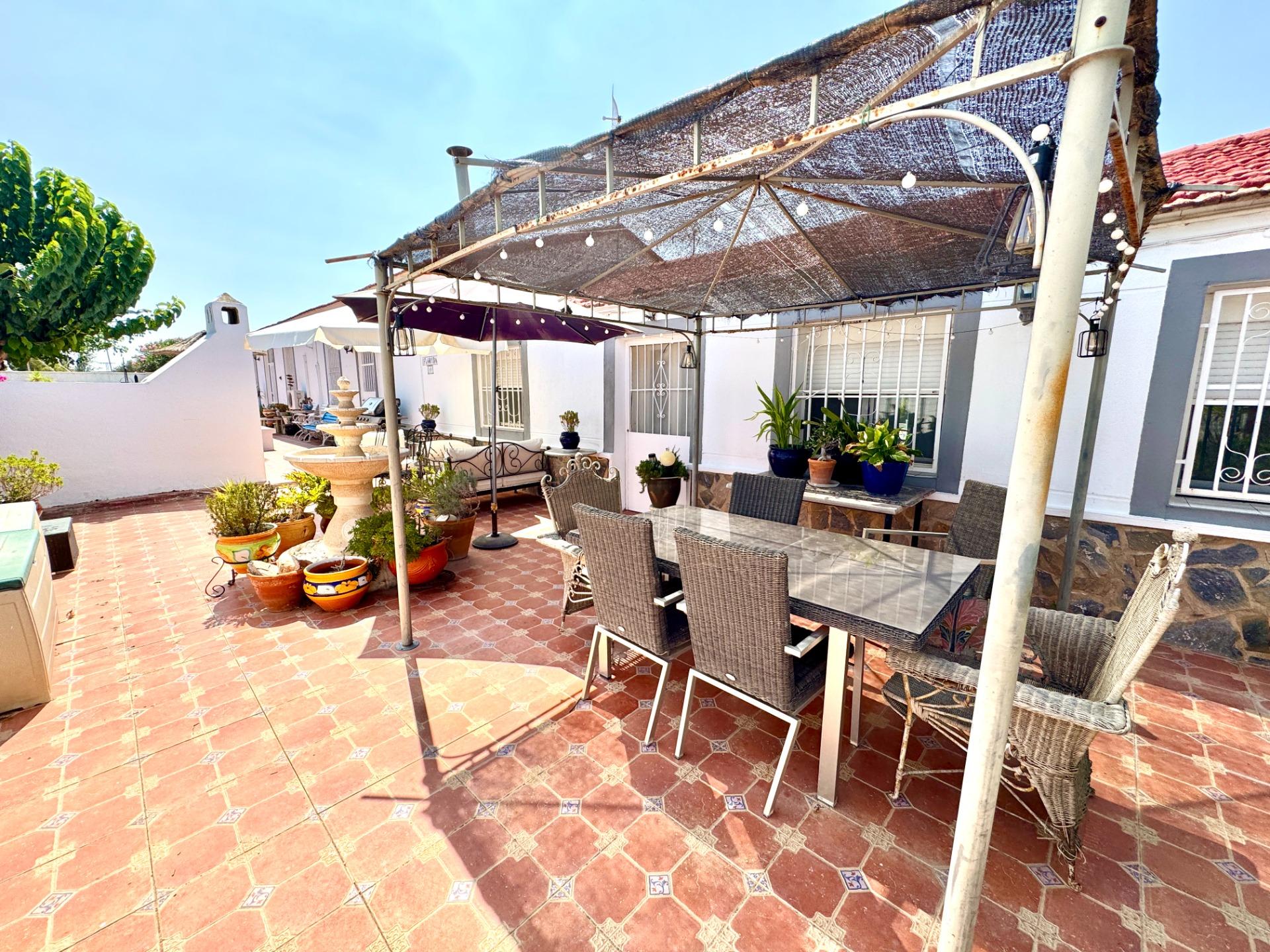 Villa for sale in Dolores, Alicante, Spain