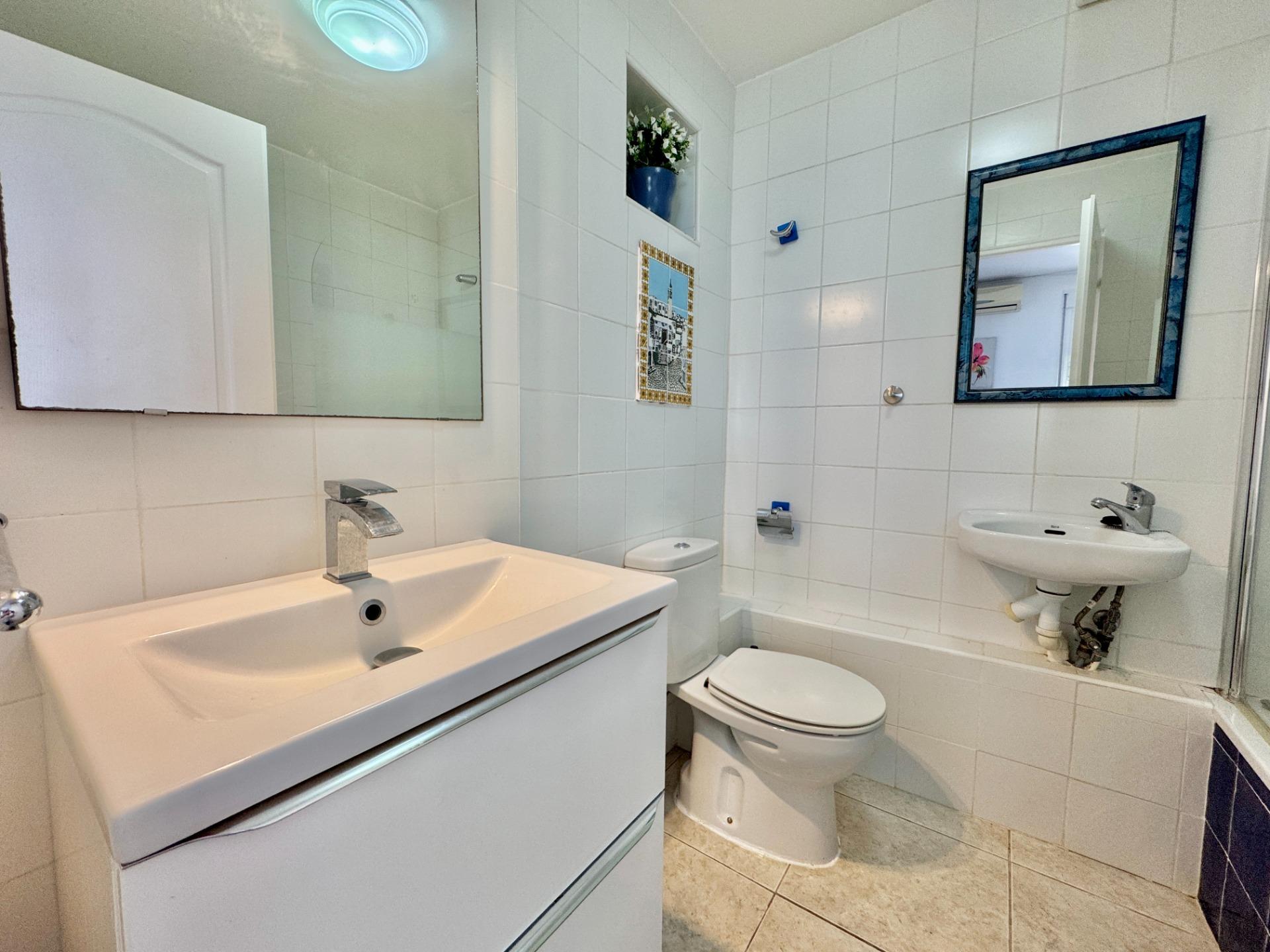 Villa for sale in Dolores, Alicante, Spain