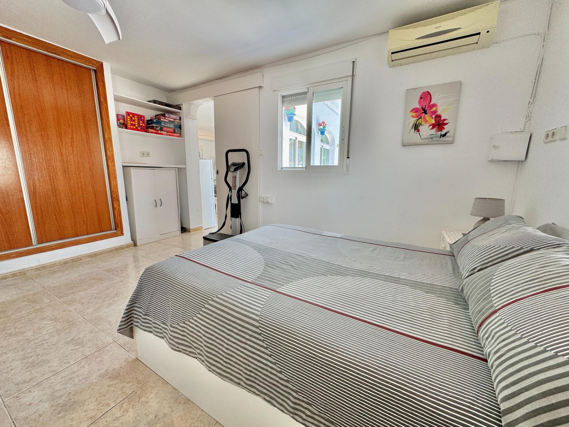 Villa for sale in Dolores, Alicante, Spain