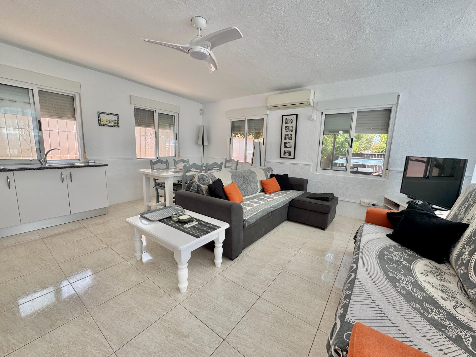 Villa for sale in Dolores, Alicante, Spain