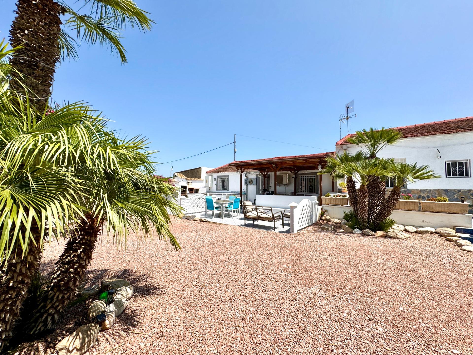 Villa for sale in Dolores, Alicante, Spain