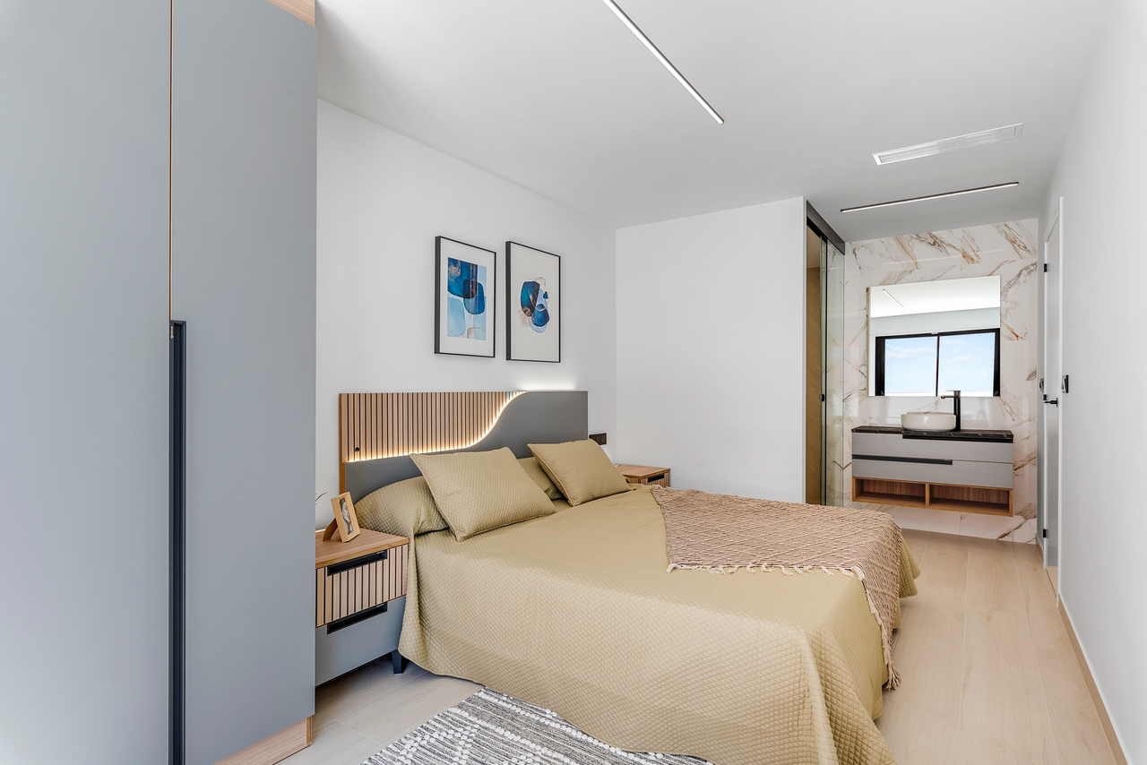 Apartment for sale in Guardamar Del Segura, Alicante, Spain