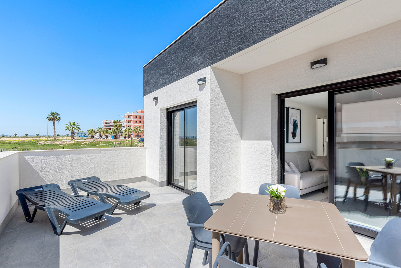Apartment for sale in Guardamar Del Segura, Alicante, Spain