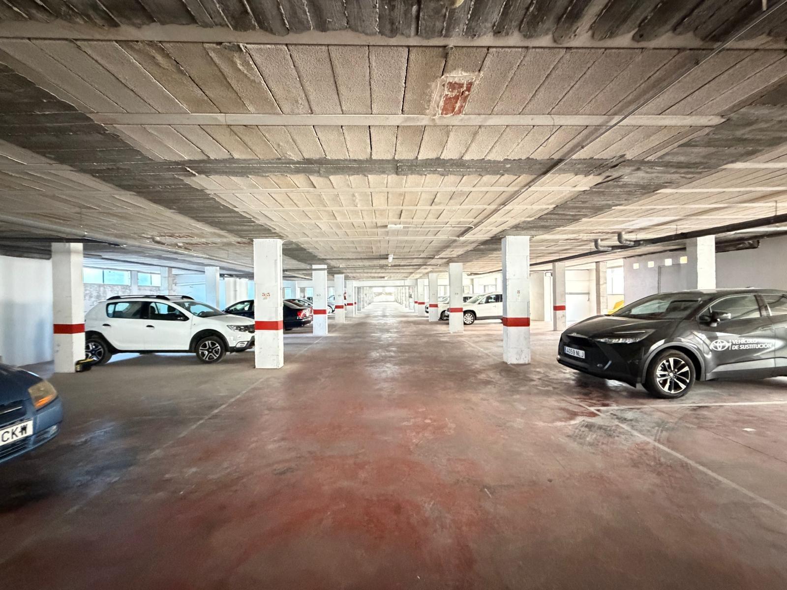 Commercial unit for sale in Torrevieja, Alicante, Spain