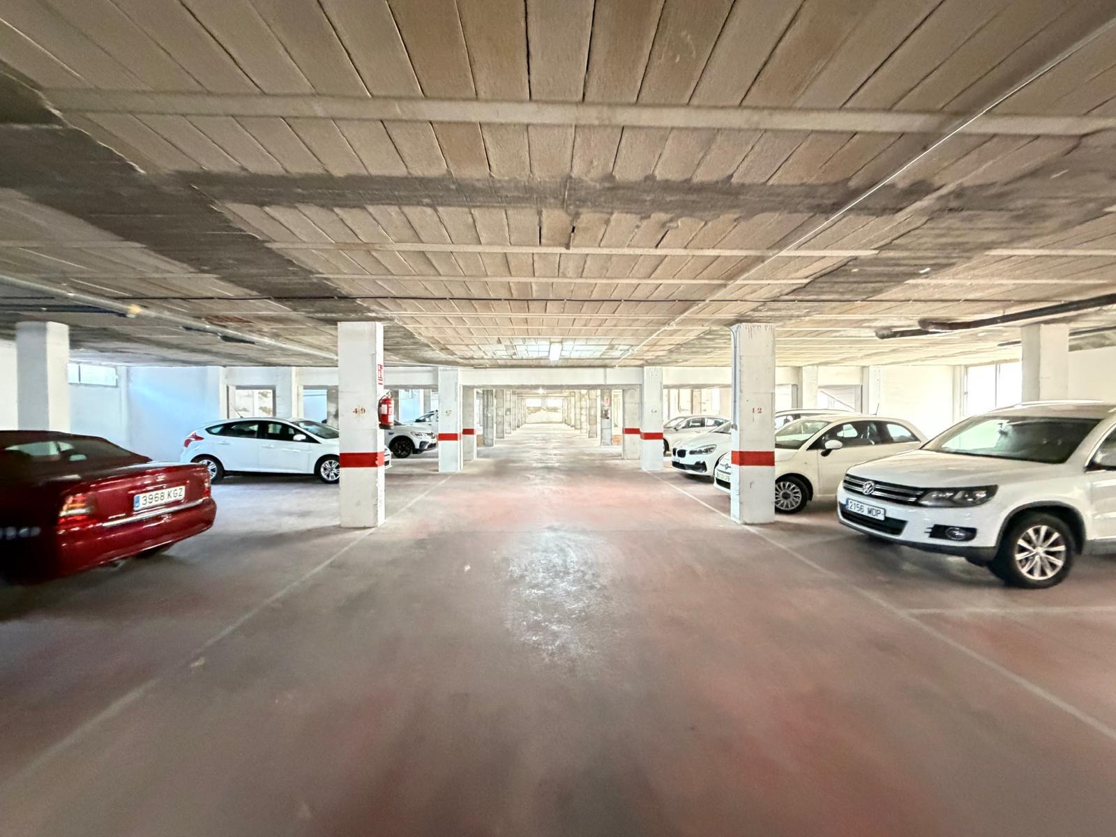 Commercial unit for sale in Torrevieja, Alicante, Spain