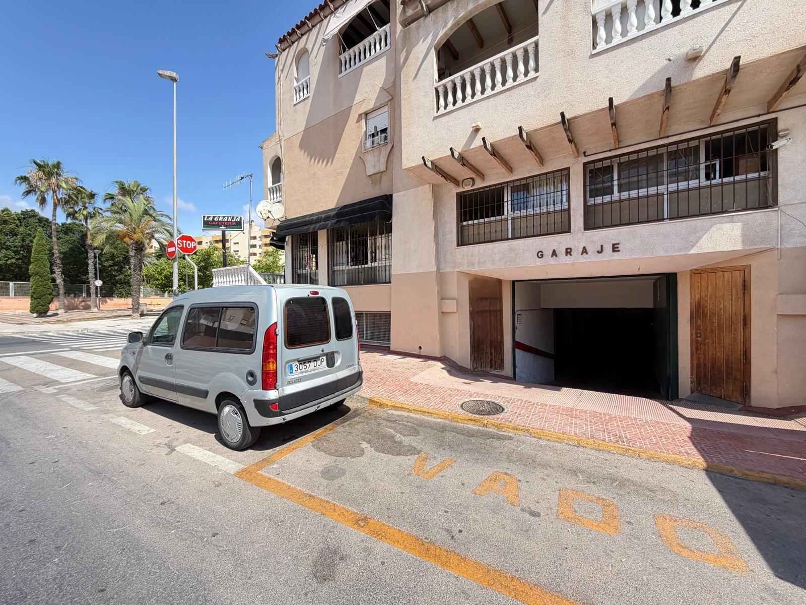 Commercial unit for sale in Torrevieja, Alicante, Spain
