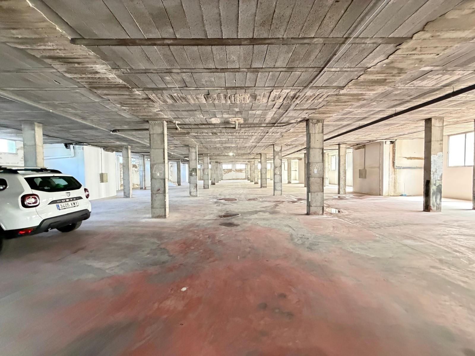 Commercial unit for sale in Torrevieja, Alicante, Spain