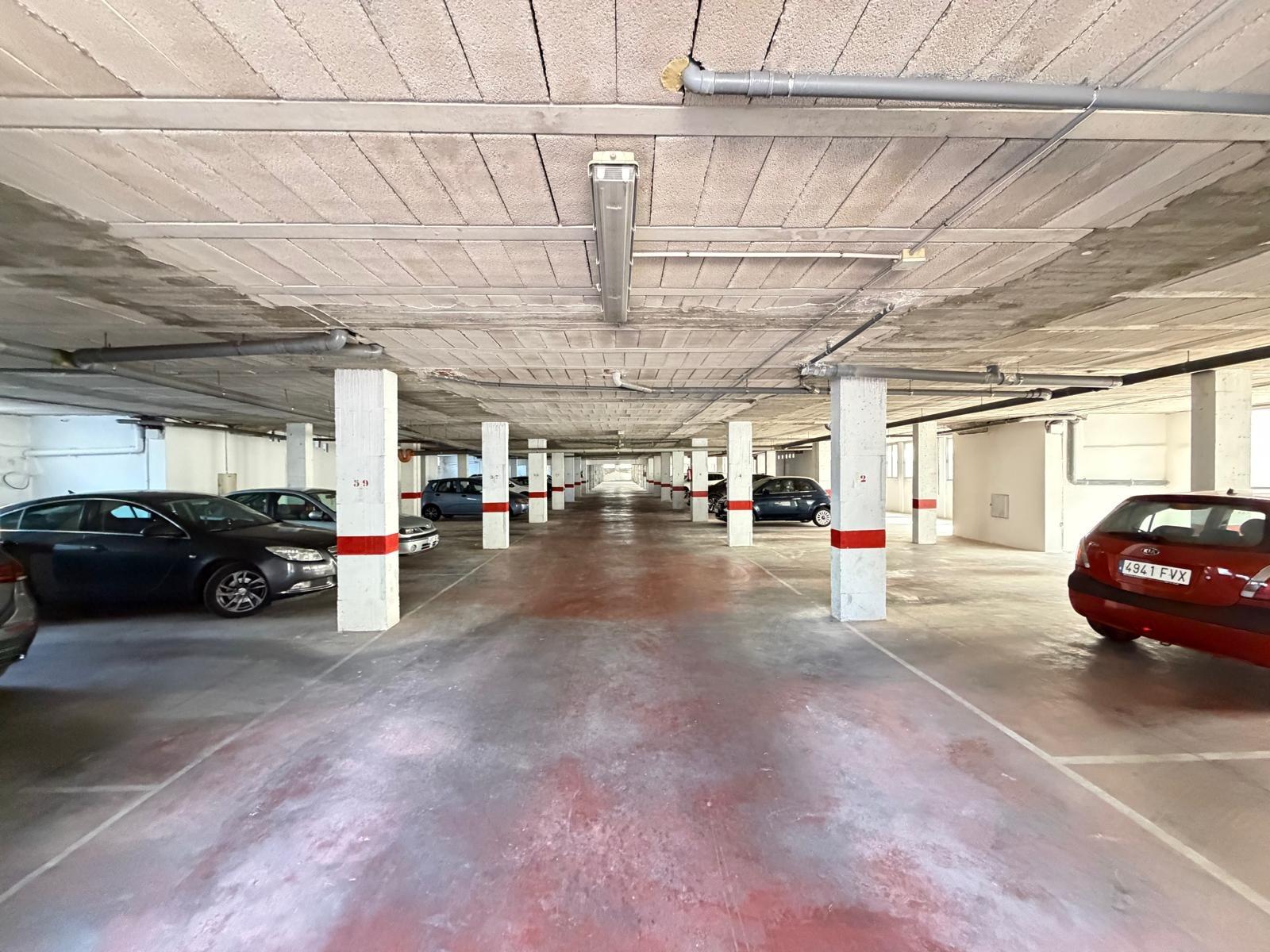 Commercial unit for sale in Torrevieja, Alicante, Spain
