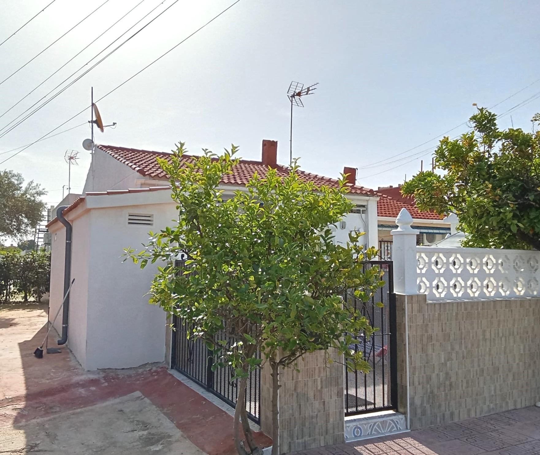 Bungalow for sale in Torrevieja, Alicante, Spain