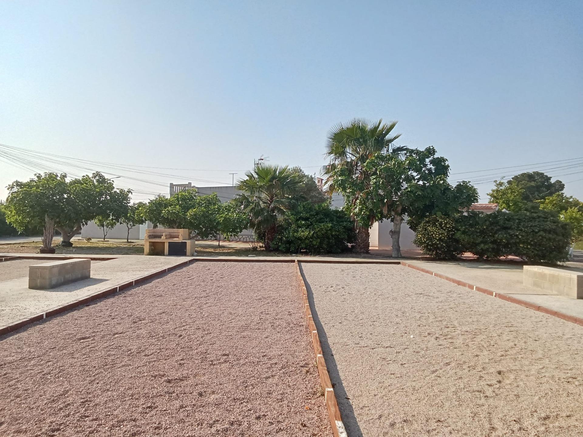 Bungalow for sale in Torrevieja, Alicante, Spain