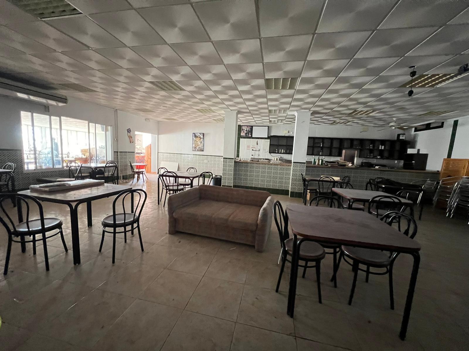 Comercial en venta en Torrevieja