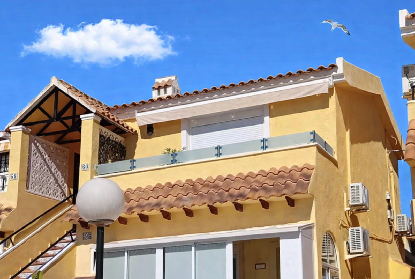 Penthouse for sale in Villamartin, Alicante, Spain