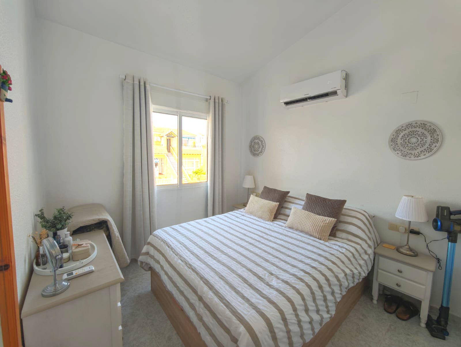Penthouse for sale in Villamartin, Alicante, Spain