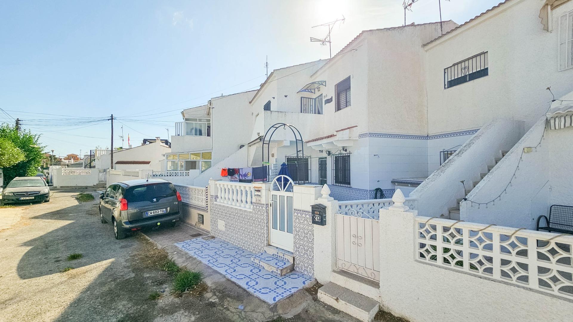 Bungalow for sale in Torrevieja, Alicante, Spain