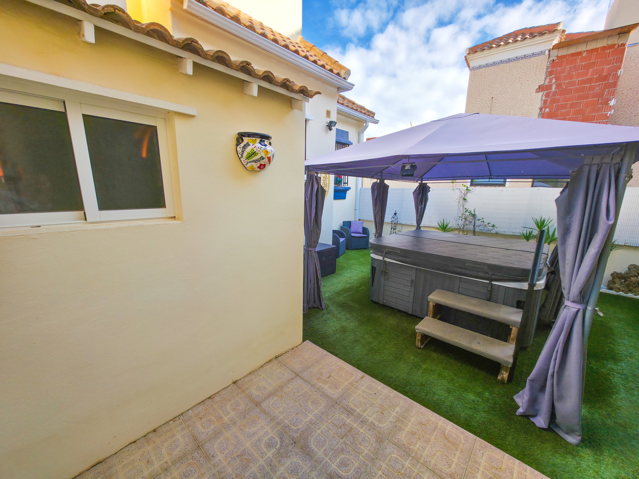 Villa en venta en Villamartin