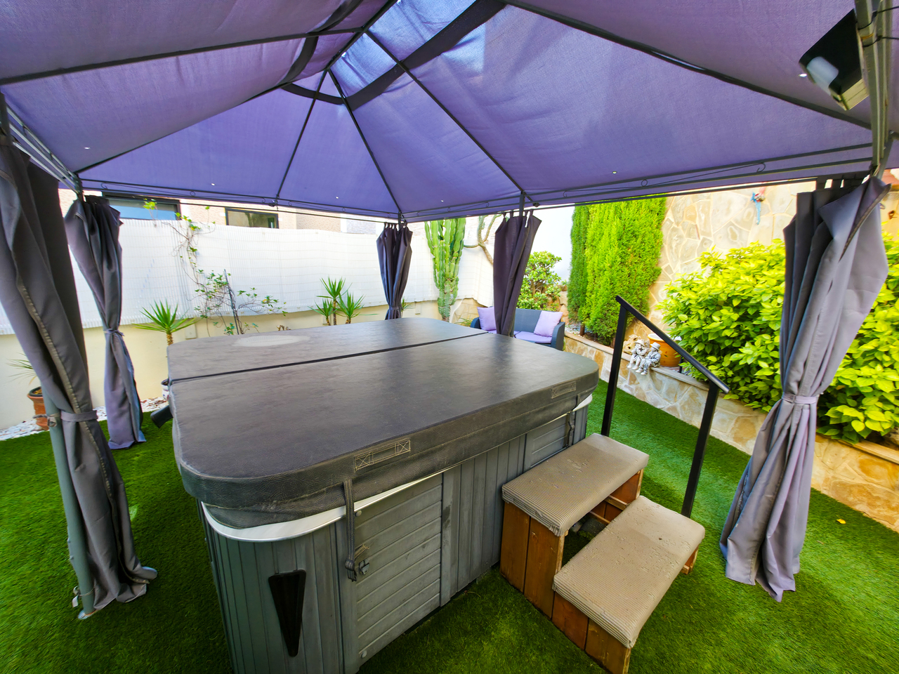 Villa en venta en Villamartin