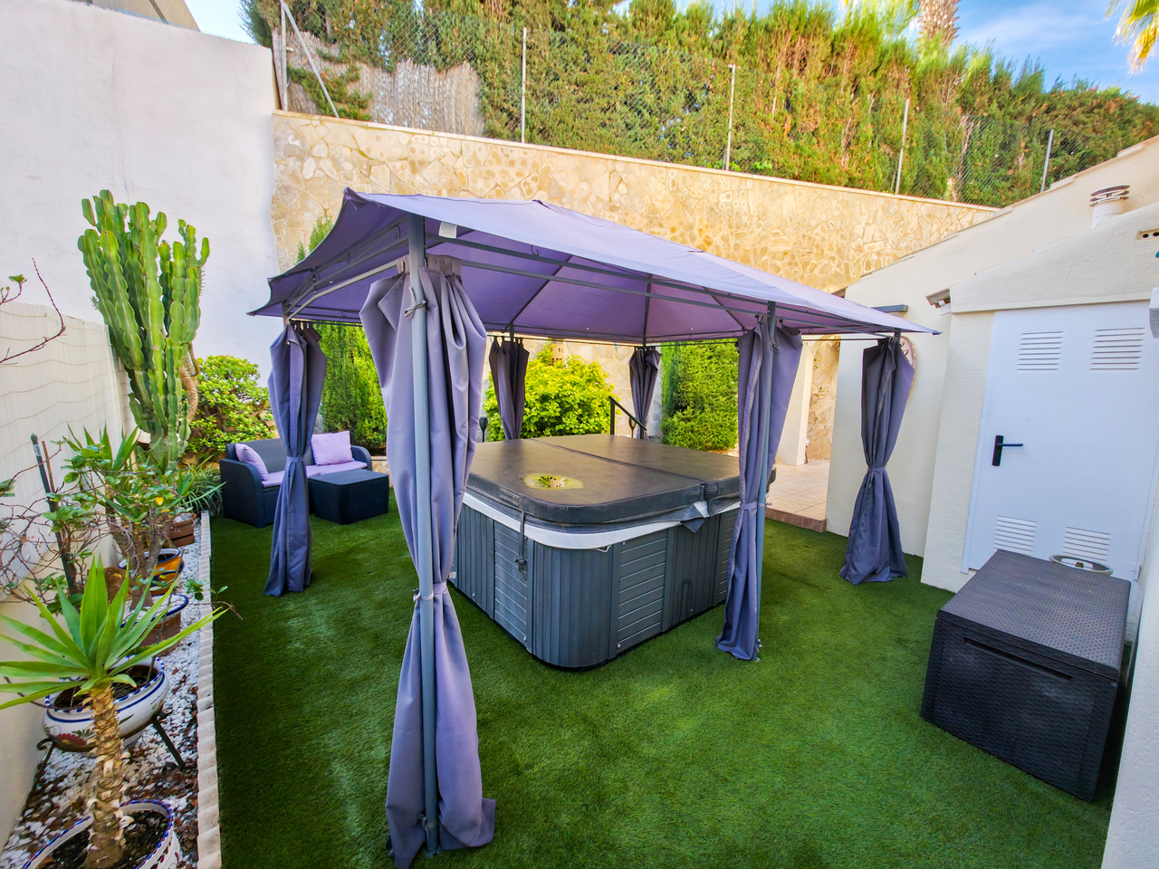 Villa en venta en Villamartin