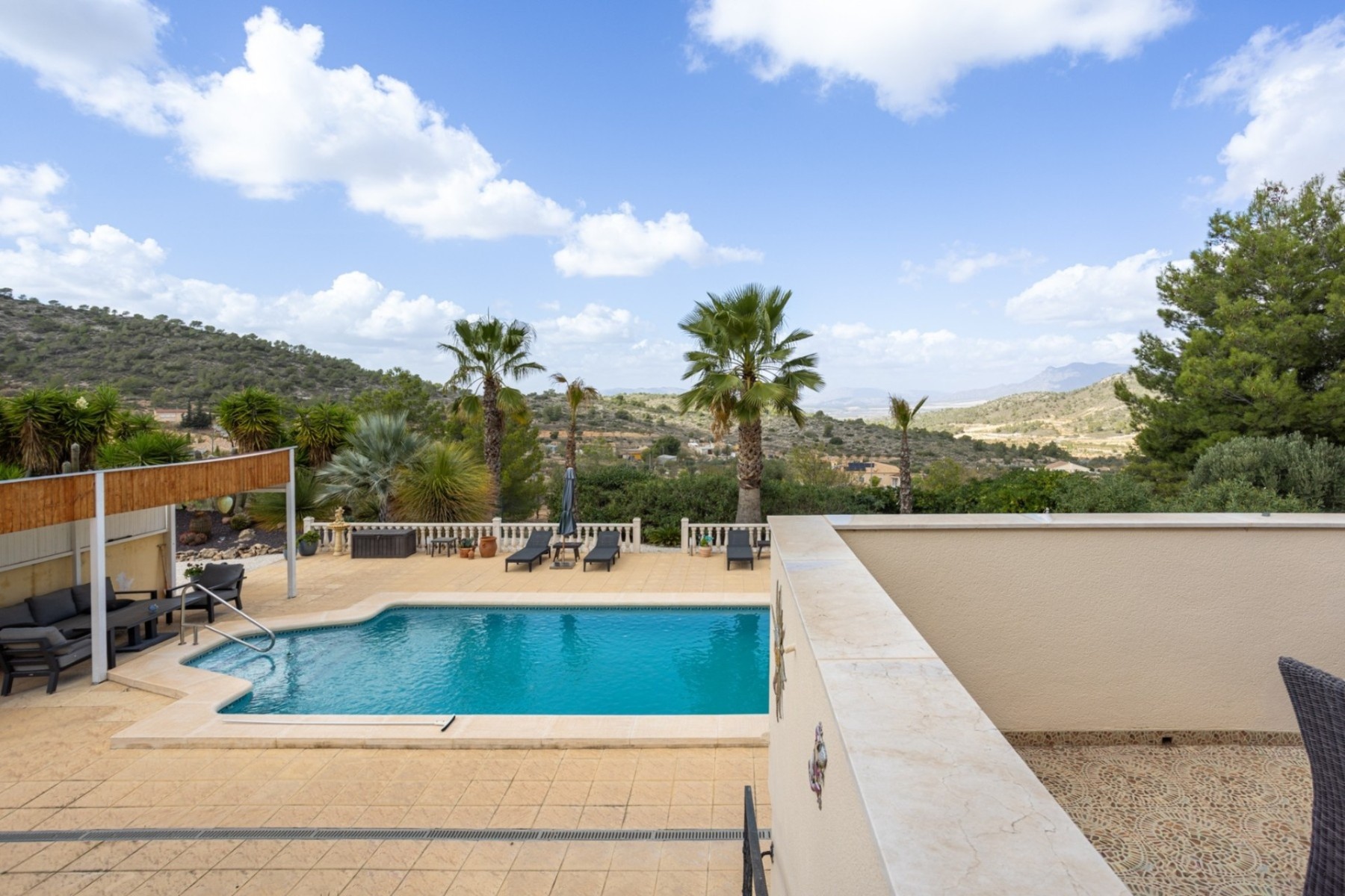 Villa en venta en La Zarza