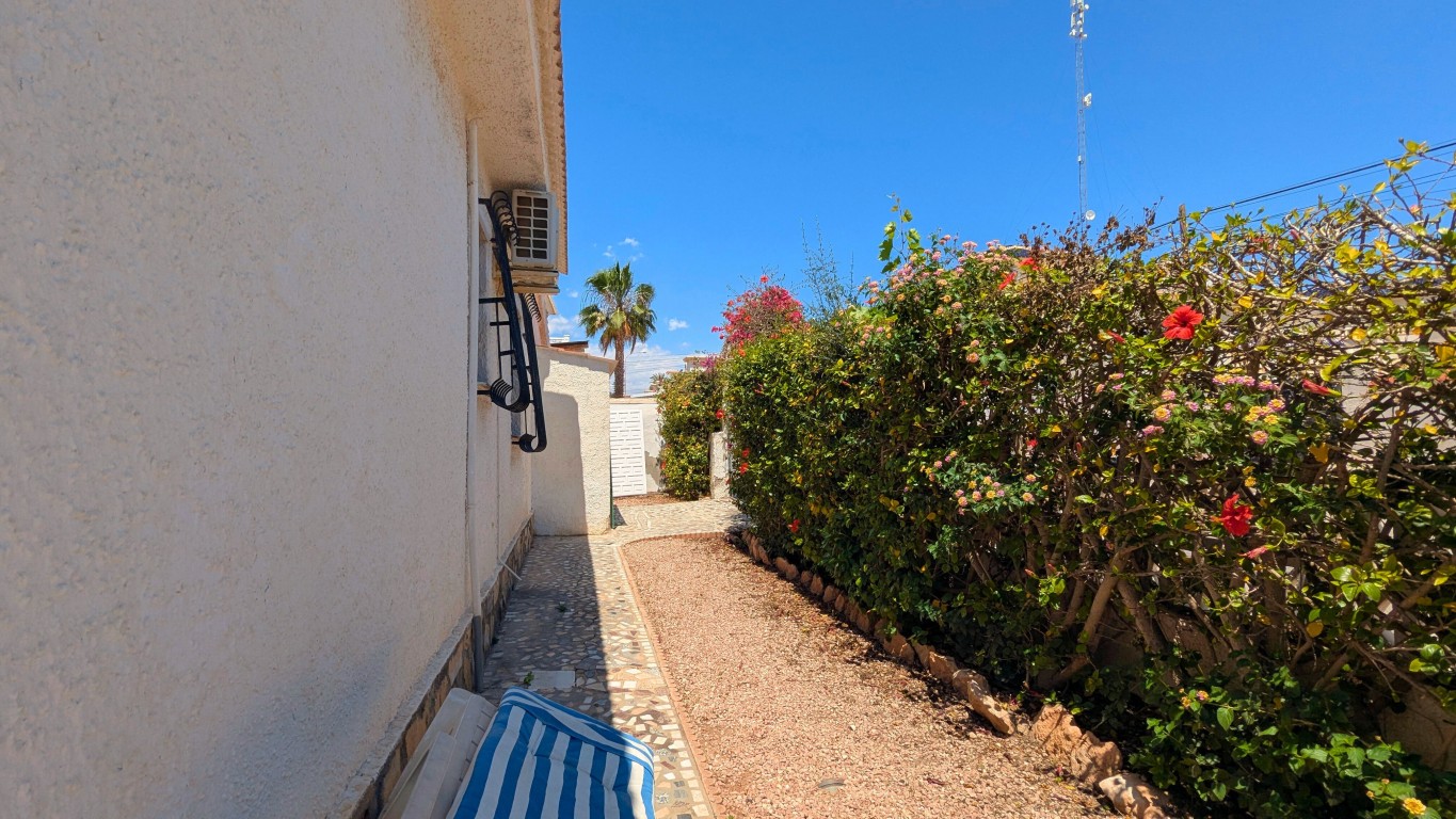 Villa for sale in Ciudad Quesada, Alicante, Spain