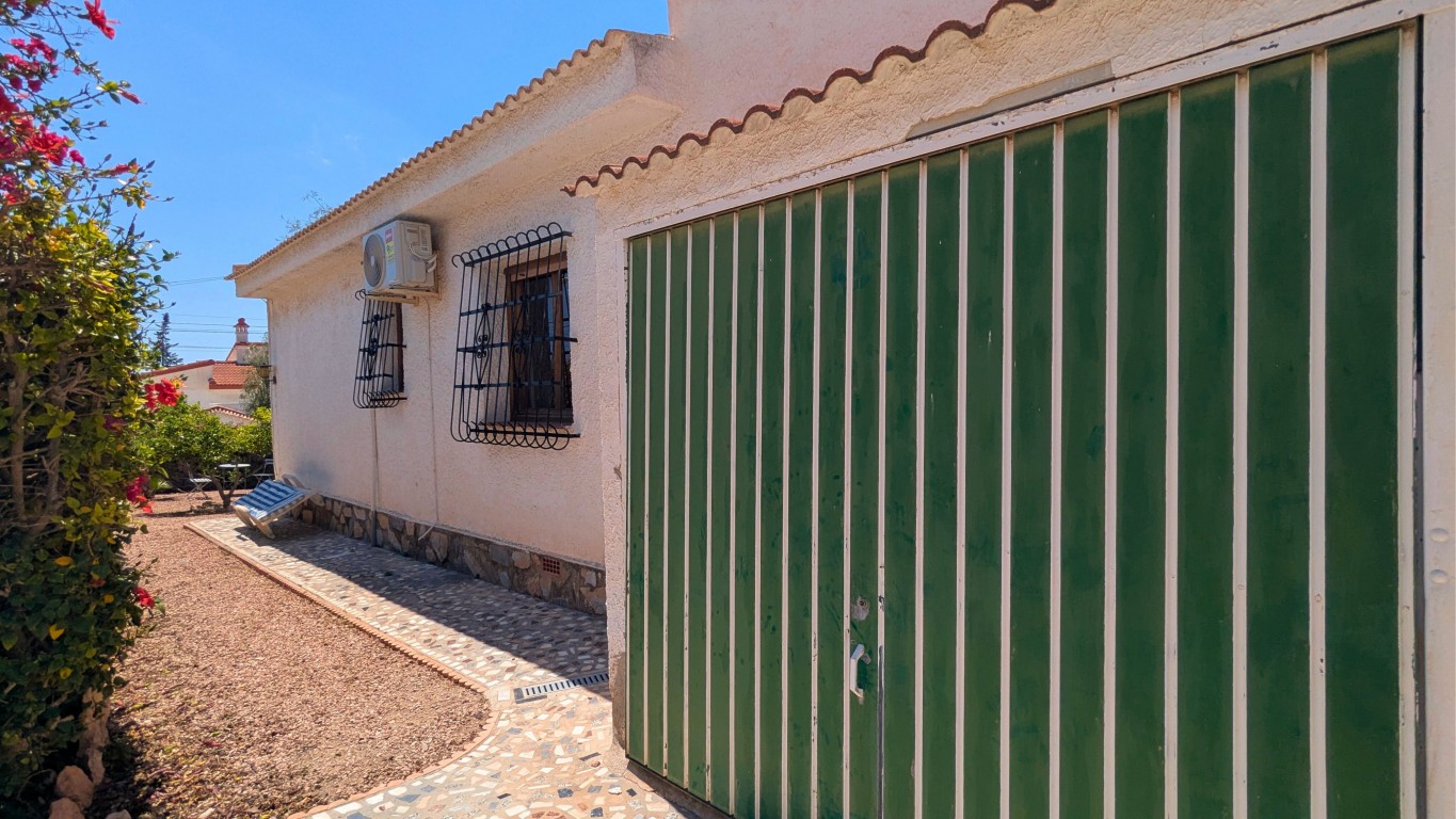 Villa for sale in Ciudad Quesada, Alicante, Spain