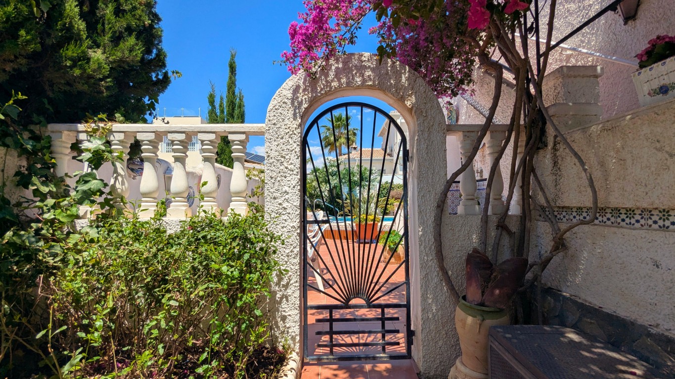 Villa for sale in Ciudad Quesada, Alicante, Spain