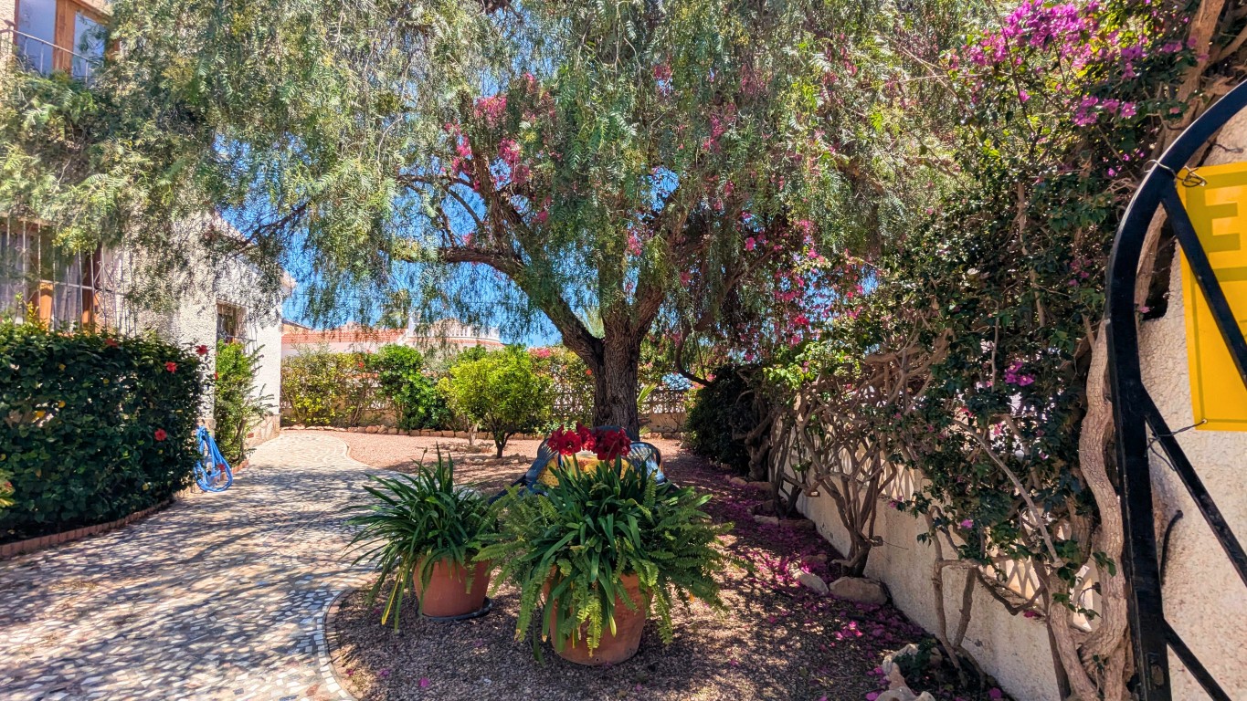 Villa for sale in Ciudad Quesada, Alicante, Spain