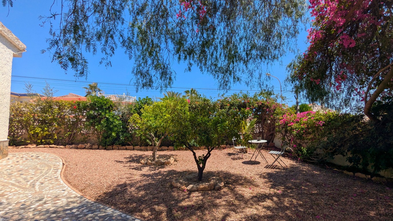 Villa for sale in Ciudad Quesada, Alicante, Spain